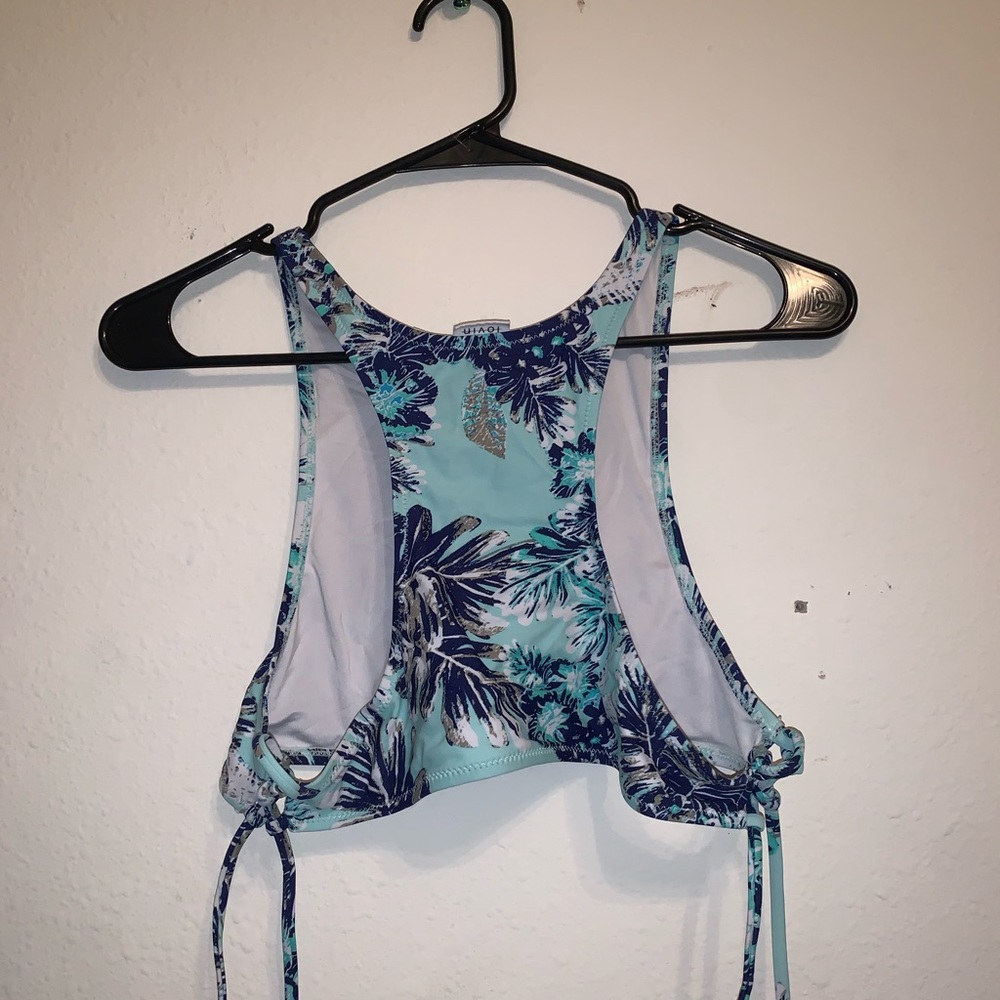 Swimsuit bikini top
